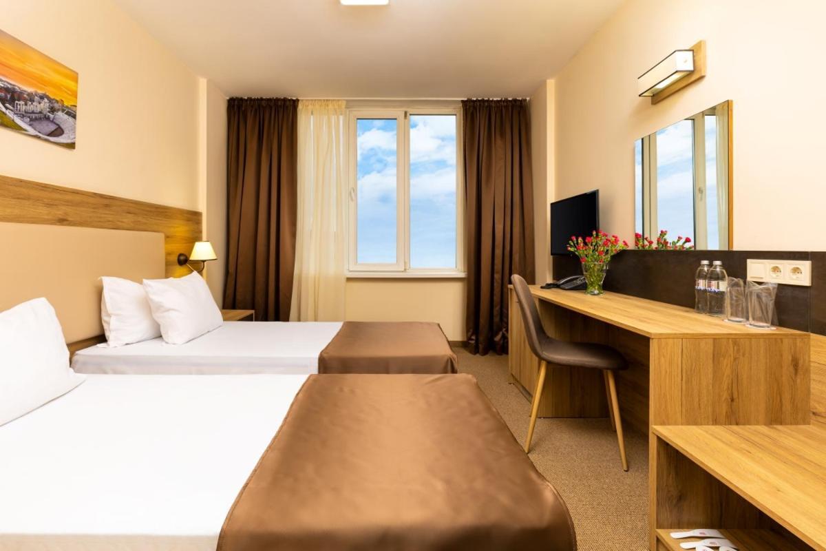 Hotel Intelcoop พลอฟดิฟ ภายนอก รูปภาพ
